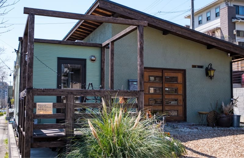 カフェ ス－リール（約720m・徒歩9分）